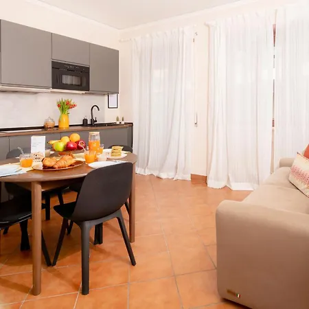 Apartment Stylish Vatican -walk To St Peter & Foro Italico - Ashouse Collection